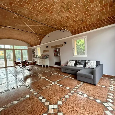 Al Civico 73 Карпи